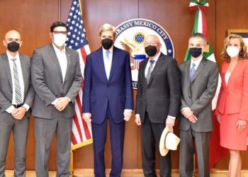 EU advierte a México sobre incumplimientos del T-MEC por reforma eléctrica