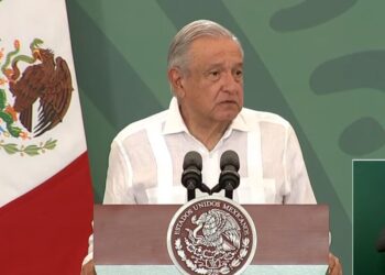 Plantea López Obrador acuerdo con empresas privadas que generan electricidad