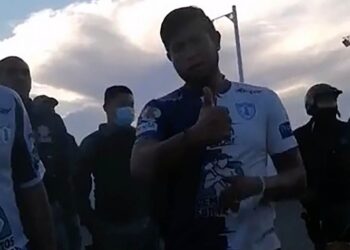 Otra trifulca de barras… ahora caen 7 aficionados del Pachuca por agredir a regios