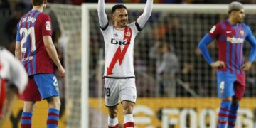 Barcelona sufre otro descalabro 0-1 ante Rayo Vallecano