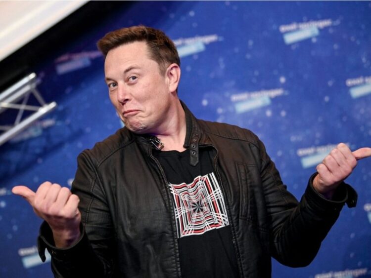 Elon Musk revela sus planes para Twitter tras comprar la red social
