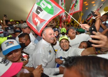 Verástegui quiere a Maki Ortíz como su Secretaria de Salud en Tamaulipas