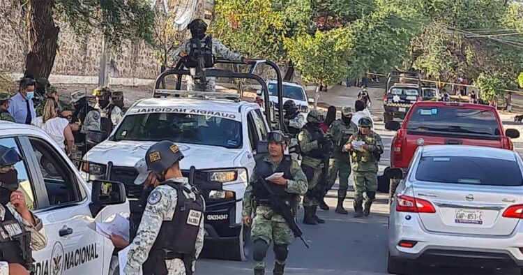 Atacan a estudiantes de la Universidad de Guanajuato; muere un joven y hieren a alumna