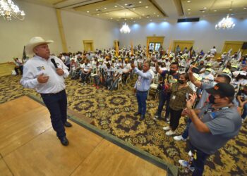 Y ofrece Truko “cero corrupción” ante constructores de Matamoros