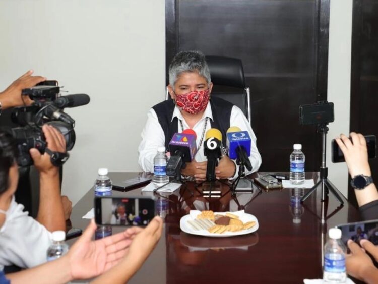 Exhorta SST a vacunarse contra COVID-19 antes del 30 de abril