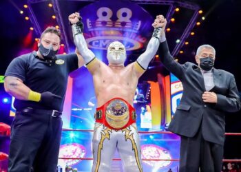 Místico logró el Campeonato Universal del CMLL