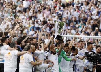 Real Madrid, campeón de La Liga Española; golea 4-0 al Espanyol
