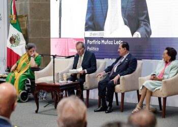 Rinden homenaje en el Senado de México a Porfirio Muñoz Ledo