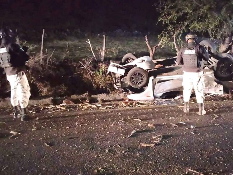 Fallecen 8 presuntos gatilleros en tiroteo con policías en Michoacán