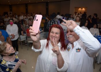 Las mujeres tendrán un lugar en mi gobierno: César Verástegui