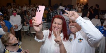 Las mujeres tendrán un lugar en mi gobierno: César Verástegui