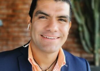 Tras dos décadas periodista de TV Azteca dice adiós