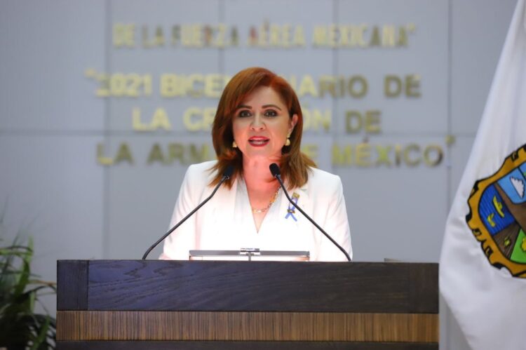 Piden extrañamiento contra diputados de Morena por violentar tribuna