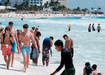 OPS alerta sobre riesgo de repunte de covid-19 en México durante Semana Santa