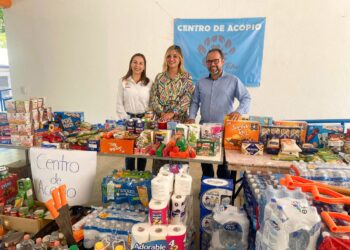 Entrega la UAT víveres en apoyo a brigadas contra incendio en Gómez Farías