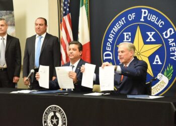 Gobernadores de Tamaulipas y Texas acuerdan agilizar el comercio y continuar fortaleciendo la seguridad fronteriza