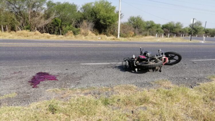 Camioneta amputa pierna a motociclista