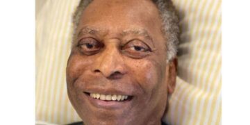 De nueva cuenta Pelé es hospitalizado