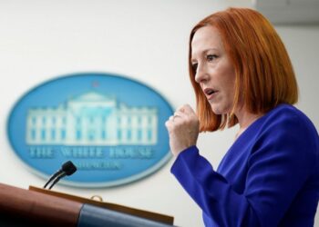 Plan de Abbott para transportar migrantes a Washington; Ardid publicitario