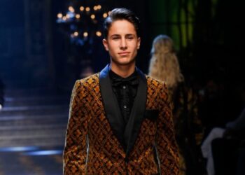”Por poco pierdo el piso”, revela Juanpa Zurita tras recordar cuando modeló para Dolce & Gabbana