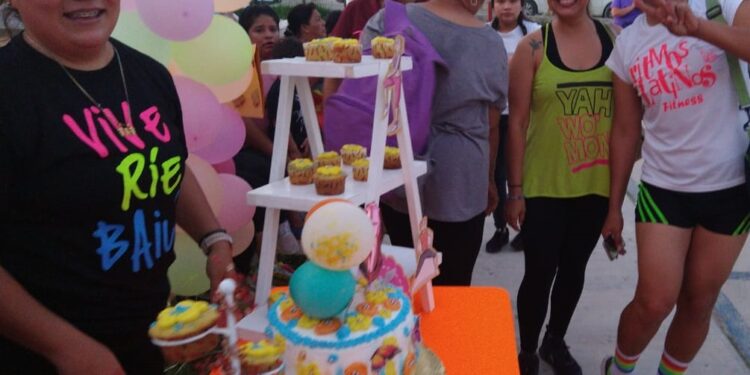 Celebra IV Aniversario grupo de activación física en Tamaul Las Brisas