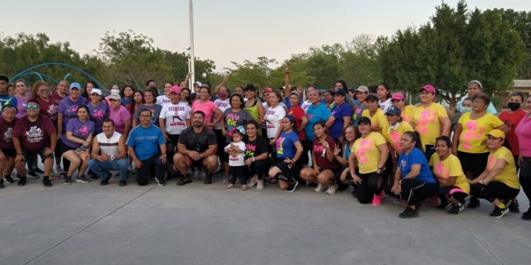 Celebra IV Aniversario grupo de activación física en Tamaul Las Brisas