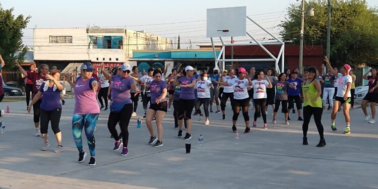 Celebra IV Aniversario grupo de activación física en Tamaul Las Brisas