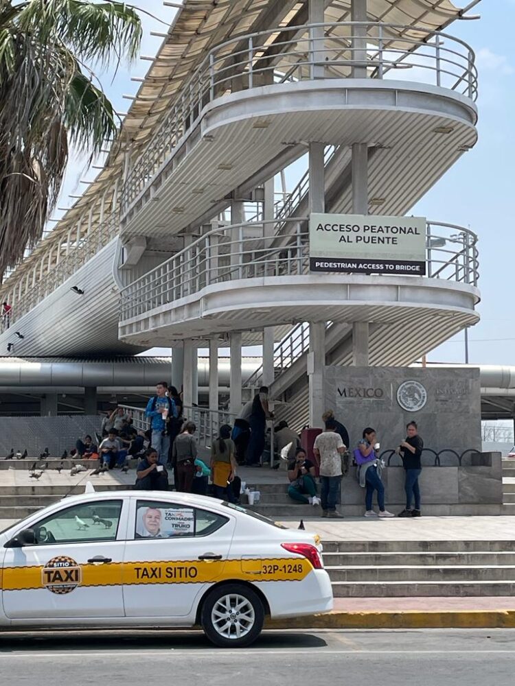 Deporta EU a cientos de migrantes por Reynosa