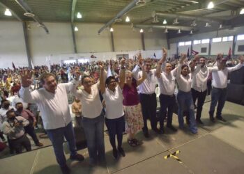 El 5 de junio, decidiremos el futuro de nuestros hijos, dice Américo Villarreal a mamás en Madero