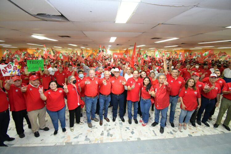 Priistas de Nuevo Laredo cierran filas con César Verástegui