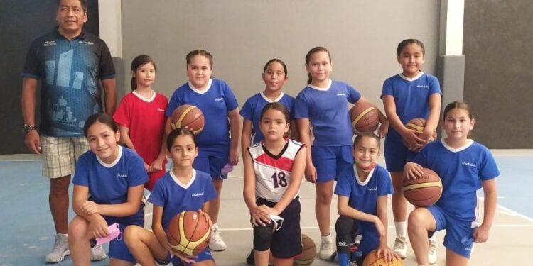 Gran participación en torneo inter-primarias municipal de basquetbol