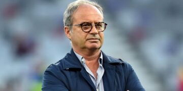 Luis Campos entre aspirantes para director deportivo del PSG