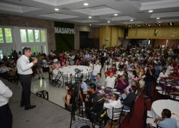 Creará Américo Villarreal la Subsecretaría de Enfermería en la SS