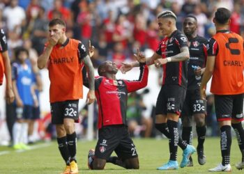 Atlas elimina a Chivas y se instala en semifinales