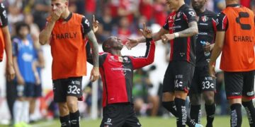 Atlas elimina a Chivas y se instala en semifinales