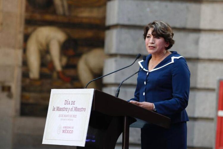 Anuncia Gobierno federal aumento de 7.5%, en promedio, al salario de maestros