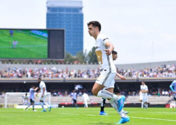 Con doblete de Dinenno, Pumas asegura boleto al repechaje
