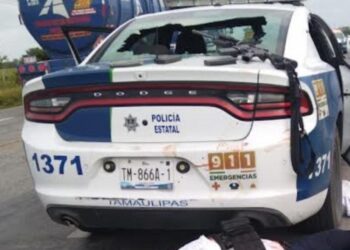 Atacan a policías estatales en San Fernando, muere una mujer