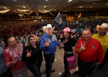 Suma miles candidatura de César Verástegui en San Fernando