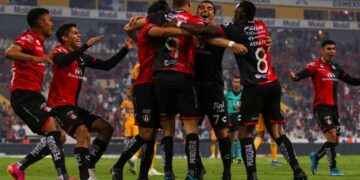 Atlas primer finalista, avanza de forma dramática 5-4 global ante Tigres