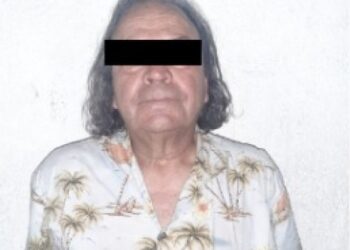 Detiene a dueño de escuela en Nuevo León por poner cámaras para espiar alumnas