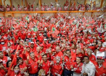 Priístas reynosenses cierran filas con César Verástegui Ostos