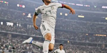 México vence 2-1 a Nigeria en su primera prueba rumbo a Qatar