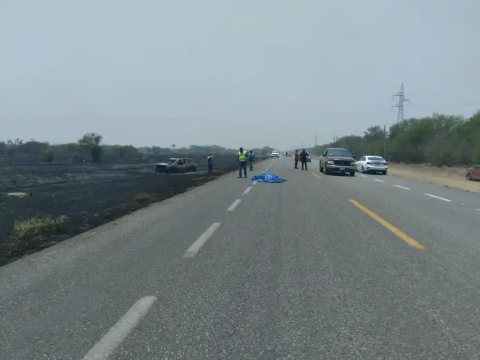 Muere mujer en accidente carretero