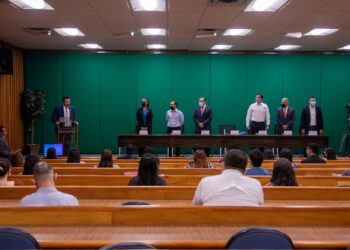 Inaugura Rector de la UAT ciclo de cursos en Comercio Exterior