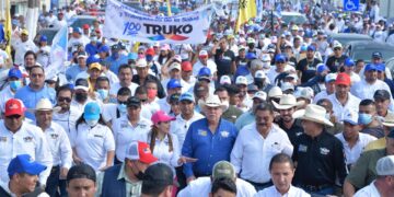 César Verástegui se compromete a reabrir el ingenio de Xicoténcatl