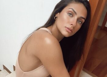 Renata Notni demuestra porque Diego Boneta está enloquecido por su bellaza