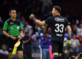 Cruz Azul vuelve a liguilla al ganar a  Necaxa en serie de penales