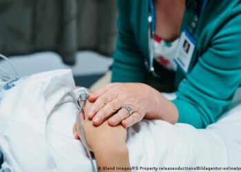 Piden epidemiólogos estar alerta por brote de hepatitis infantil en el mundo