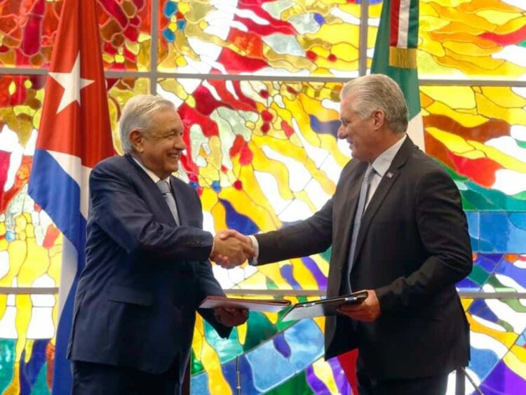 Impulsan López Obrador y Díaz-Canel colaboración en salud